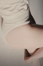MADELAINE PETSCH for Skims Cotton, September 2023