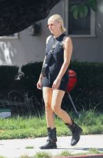 MALIN AKERMAN Arrives at a Friend