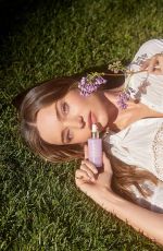 MIRANDA KERR - Instagram Photos 09/04/2023