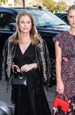 NICKY and KATHY HILTON Arrives at 3.1 Phillip Lim Show at New York Fashion Week 09/10/2023
