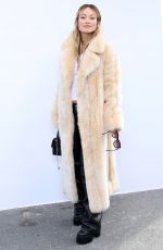 OLIVIA WILDE at Chloe Womenswear Spring/summer 2024 Show in Paris 09/28/2023