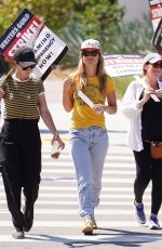 OLIVIA WILDE at Sag-aftra and Wga Strike at Universal Studios in Burbank 09/08/2023