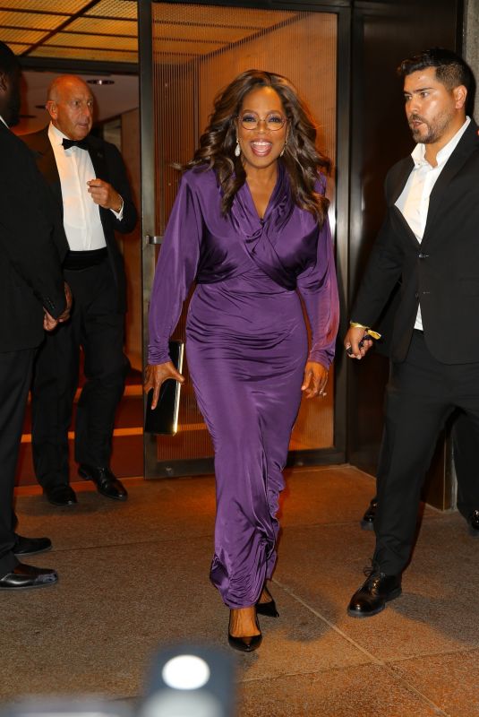 OPRAH WINFREY Leaves Kering