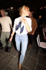 PAMELA ANDERSON Out for Dinner with Friends at Saint-Germain-des-Pres Restaurant in Paris 09/26/2023