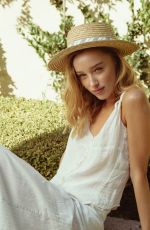 PHOEBE DYNEVOR for The Glass Camera 2017