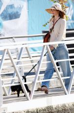 Pregnant ANNABELLE BELMONDO Leaves Marco Polo Airport in Venice 09/04/2023