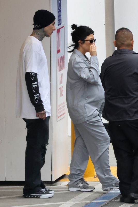 Pregnant KOURTNEY KARDASHIAN and Travis Barker Leaves a Hospital in Los Angeles 09/02/2023