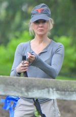 RENEE ZELLWEGER Out with Her Dog on Labor Day Weekend in Los Angeles 09/03/2023