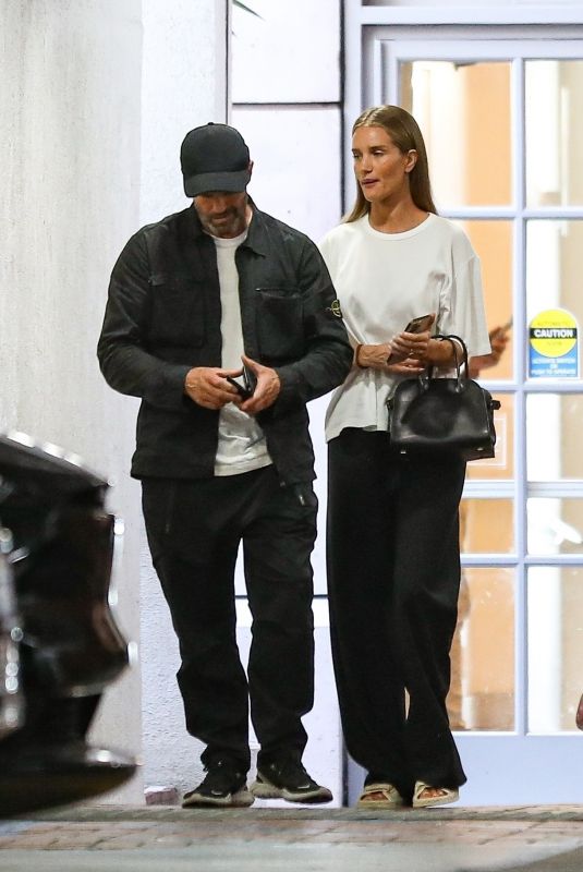 ROSIE HUNTINGTON-WHITELEY and Jason Statham Out in Beverly Hills 09/08/2023