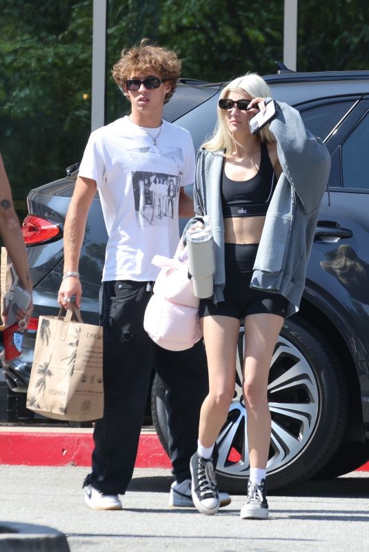 SAMI SHEEN Out Shopping with Her Boyfriend at Erewhon Market in Calabasas 09/05/2023