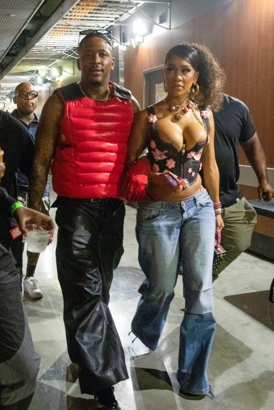 SAWEETIE Arrives at 50 Cent