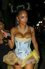SAWEETIE Arrives at VMA