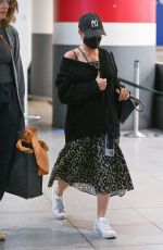 SCARLETT JOHANSSON Aarrives at JFK Airport in New York 09/23/2023