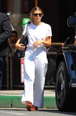 SOFIA RICHIE Out for Lunch in Beverly Hills 09/18/2023