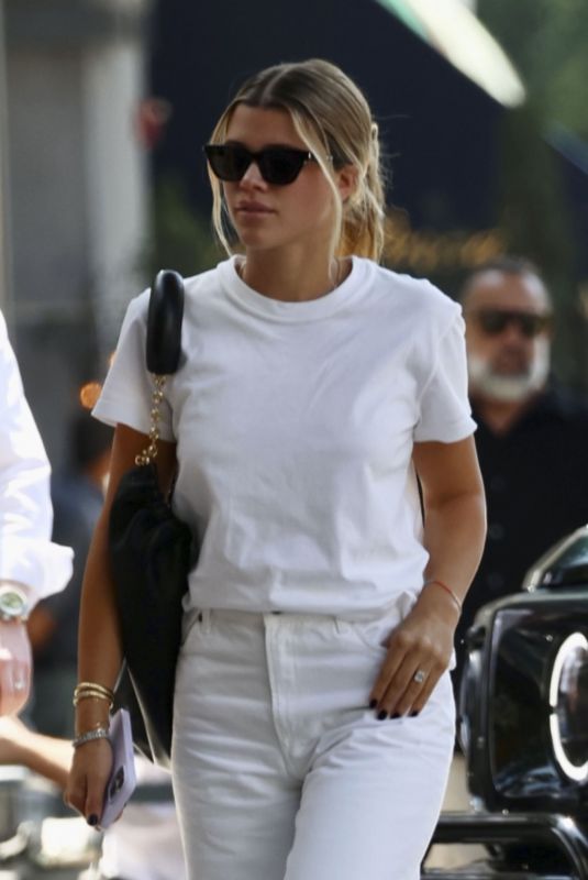 SOFIA RICHIE Out for Lunch in Beverly Hills 09/18/2023