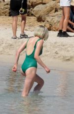 SOPHIE TURNER Shooting a Scenes in the Ocean in Palma 09/14/2023