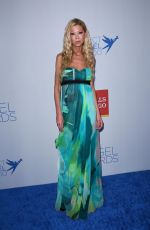 TARA REID at Project Angel Food