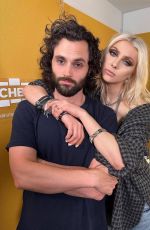TAYLOR MOMSEN Reunites with Penn Badgley for His Podcast