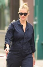 TAYLOR NEISEN and Liev Schreiber Out with Their Baby in New York 09/22/2023