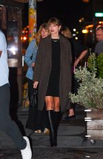 TAYLOR SWIFT, LAURA DERN, GRETA GERWIG and ZOE KRAVITZ Out for Dinner at Il Buco in New York 09/18/2023
