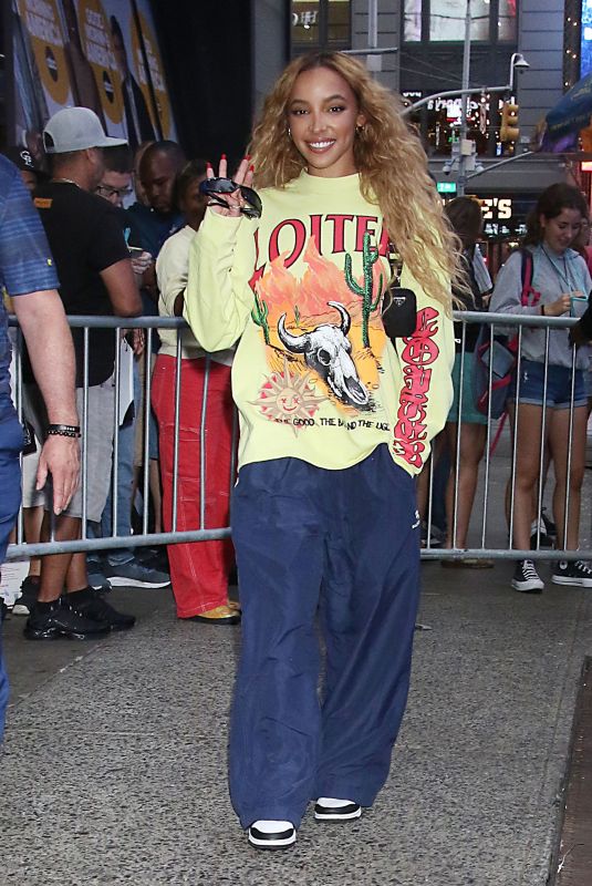 TINASHE Arrives at Good Morning America in New York 09/04/2023