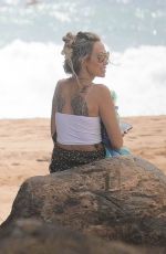TISH CYRUS and Dominic Purcell on Their Honeymoon in Hawaii 09/04/2023