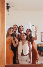 VALE GENTA - Instagram Photos 09/04/2023