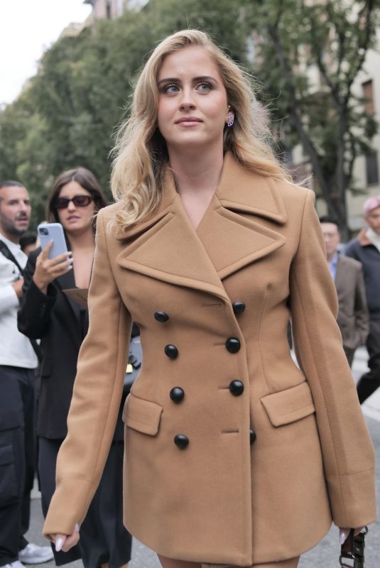 VALENTINA FERRAGNI Arrives at Tod