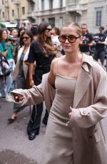 VALENTINA FERRAGNI at Max Mara Spring/summer 2024 Womenswear Fashion Show in Milan 09/21/2023