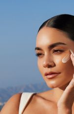 VANESSA HUDGENS foRKnow Beauty Arctic Gold Vitamin C Mask Promos, September 2023