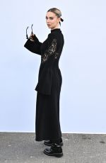 VANESSA KIRBY at Chloe Womenswear Spring/Summer 2024 Show in Paris 09/28/2023