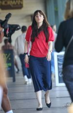 ZOOEY DESCHANEL Heading to Cafe Luxe in Brentwood 09/19/2023