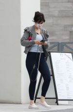 ZOOEY DESCHANEL Leavevs Morning Workout in Brentwood 09/03/2023