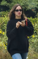 ADDISON RAE Out for Breakfast at All Time in Los Feliz 10/06/2023