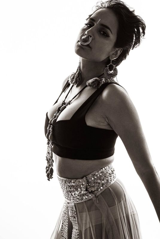 AGAM DARSHI at a Photoshoot, October 2023