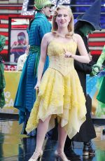 ALYSSA FOX and MCKENZIE KURTZ Performs on Good Morning America in New York 10/27/2023