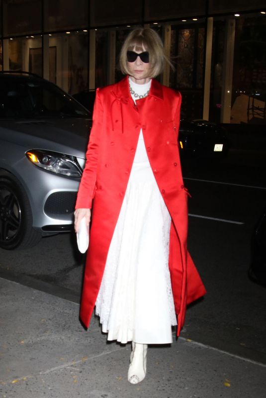 ANNA WINTOUR Arrives at Room to Grow Gala at Ziegfeld Ballroom in New York 10/25/2023