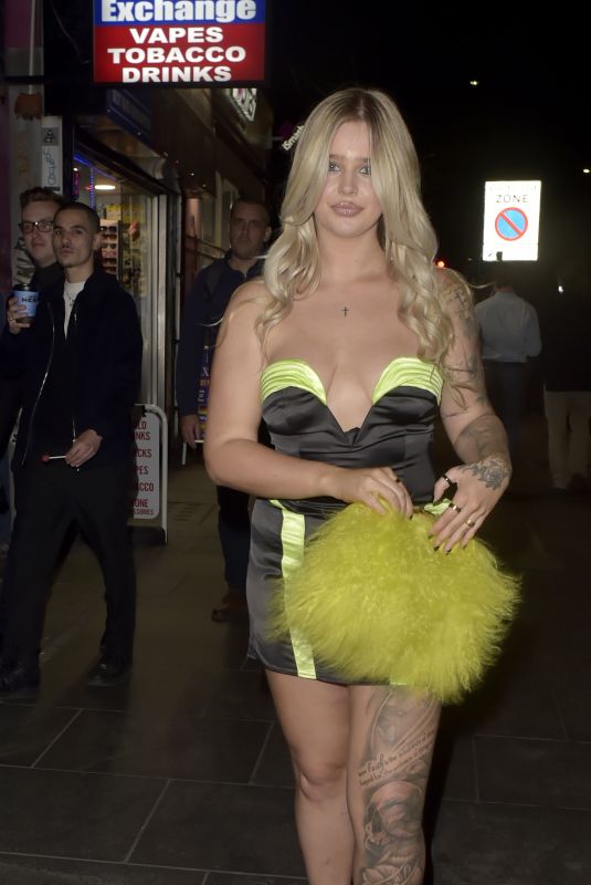 ARIANNA MICHAELS Arrives Crop Circles Premiere at Tottenham Court Road Odean Cinema 10/06/2023