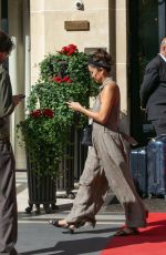 ASHLEY PARK Out for Lunch in Paris 10/02/2023