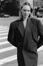 CANDICE SWANEPOEL for Puss Puss VVolume 18, October 2023