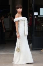 CARLA GINOLA Arrives at Rabanne Womenswear Spring/Summer 2024 Show at Paris Fashion Week 09/28/2023