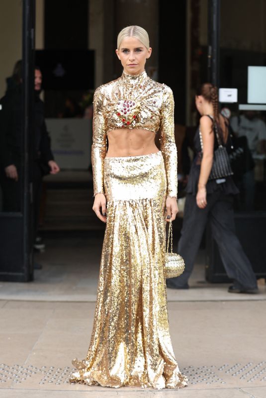 CAROLINE DAUR at Rabanne Womenswear Spring/Summer 2024 Show at Paris Fashion Week 09/28/2023