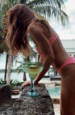 CINTIA DICKER - Instagram Photos 10/30/2023