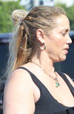 ELIZABETH BERKLEY Leaves Pilates Class in Los Angeles 10/17/2023