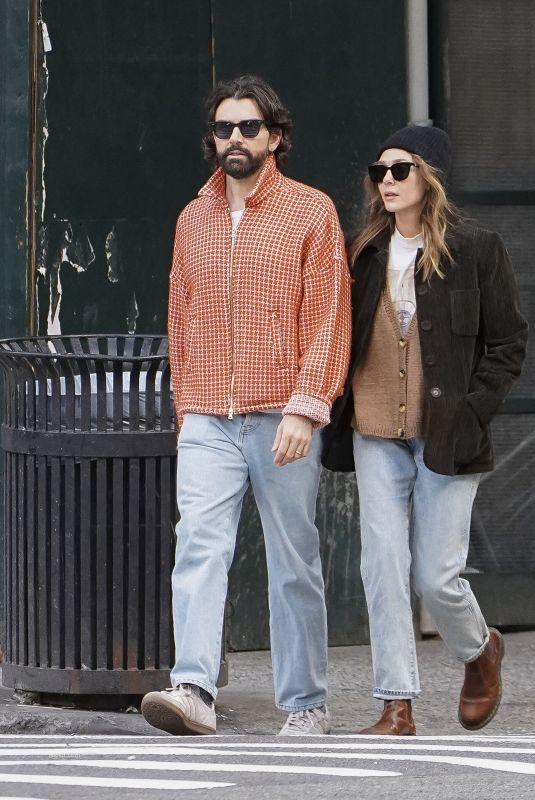 ELIZABETH OLSEN and Robbie Arnet Out and About in New York 10/22/2023