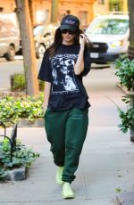 EMILY RATAJKOWSKI Out and About in New York 10/11/2023