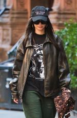 EMILY RATAJKOWSKI Out and About in New York 10/11/2023