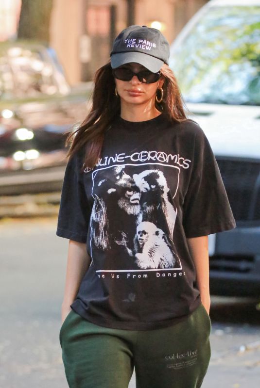 EMILY RATAJKOWSKI Out and About in New York 10/11/2023