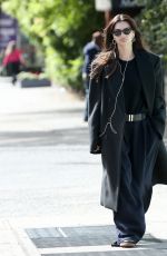 EMILY RATAJKOWSKI Out for Lunch in New York 10/16/2023