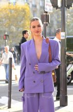 EMMA BROOKS at Stella Mccartney Womenswear Spring/summer 2024 Show in Paris 10/02/2023